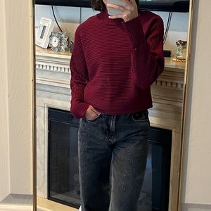 Brand: unknown, Size: large, Color: Maroon, Model Height: 5’5”